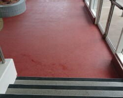 Plastifloor in einem Schwimmbad