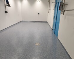 Plastipur 570 Polyaspartic sealer